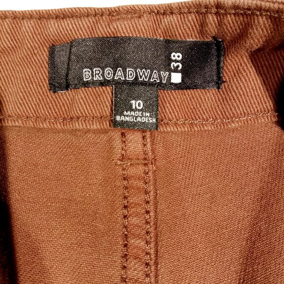 BROADWAY 38 Pants  sz 10  Med Brown  Boxy  Western  Wide-Leg  Cropped  Cargo NWT - Picture 4 of 9
